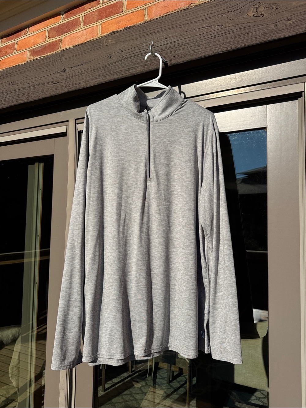 Vuori Men's Heather Gray Long-Sleeve Quarter-Zip Pullover